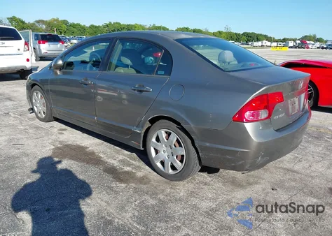2007 Honda Civic Lx z USA, uszkodzony, nr VIN 1HGFA15577L114993